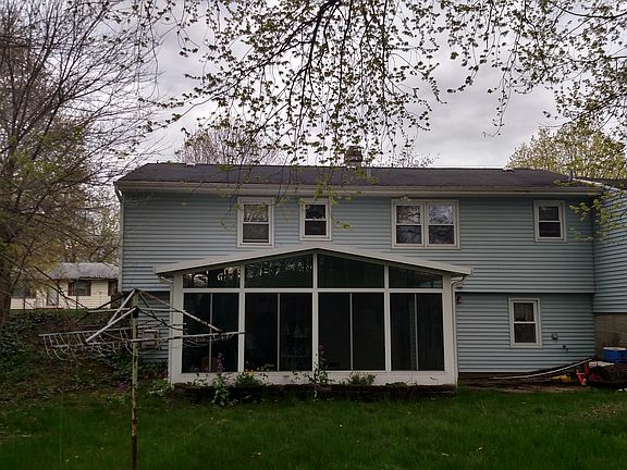 3rd image of 5521 Madison Ave SE