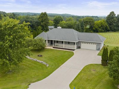7195 Susan DRIVE, West Bend, WI, 53090