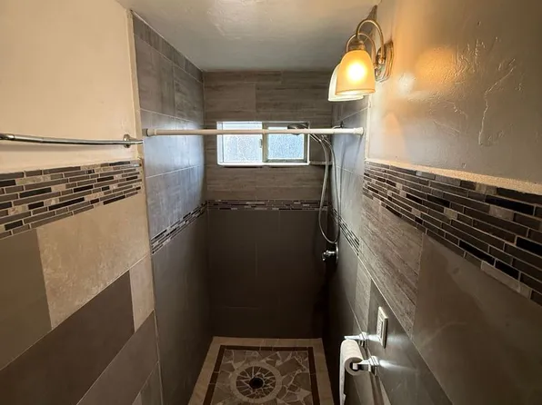 171 SW C St #8, Madras, OR 97741