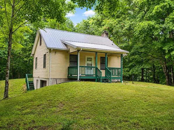 3717 Grassy Creek Rd, Mouth Of Wilson, VA 24363