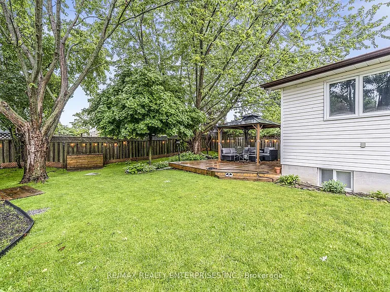 818 Buttonbush Ct — Photo 14