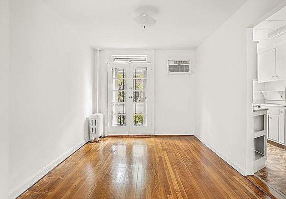 4th image of 39-77 48th St