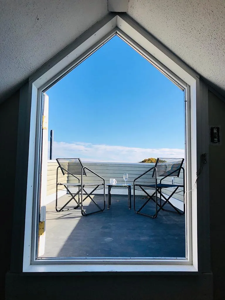 2 bed, 900 sqft, $2,450 — Photo 2