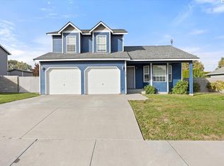 1708 W 24th Ave, Kennewick, WA