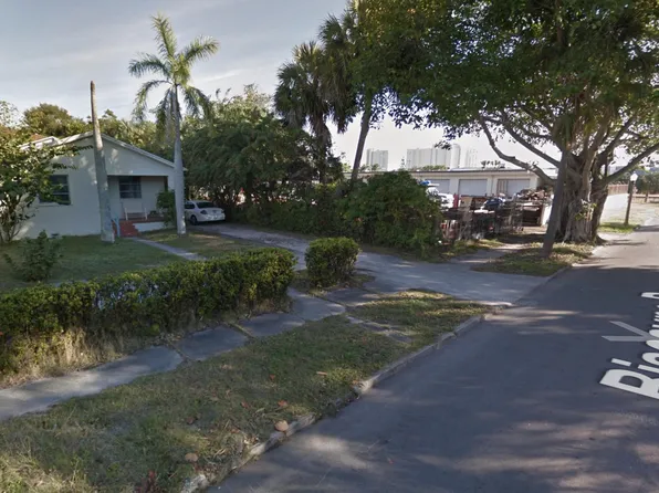 515 Biscayne Drive, West Palm Beach, FL 33401