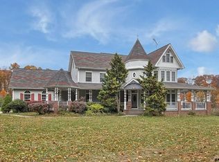 8953 Hickory Rd, Felton, PA 17322