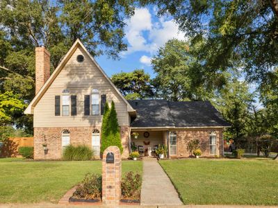 406 Whippoorwill Ln, Wake Village, TX, 75501