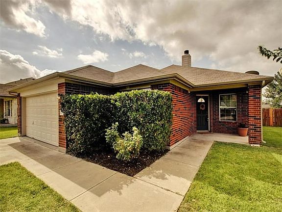 3rd image of 318 Gainer Dr
