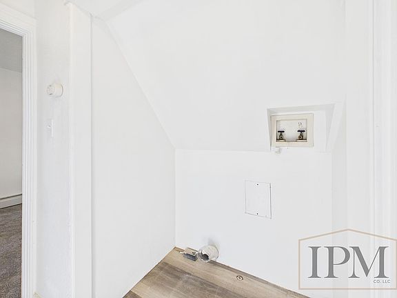 5th image of 26 S Pine St