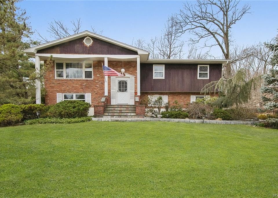 1st image of 74 Joan Dr