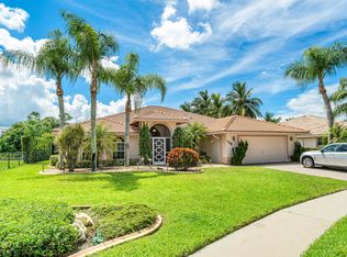 106 Cypress Cres, Royal Palm Beach, FL 33411