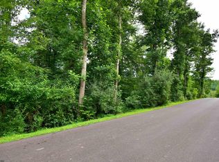 76 Juniper Dr, Bridgeport, WV 26330