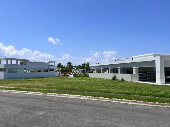 Urb Vistamar Marina D Lot 1 #Blq, Carolina, PR 00983