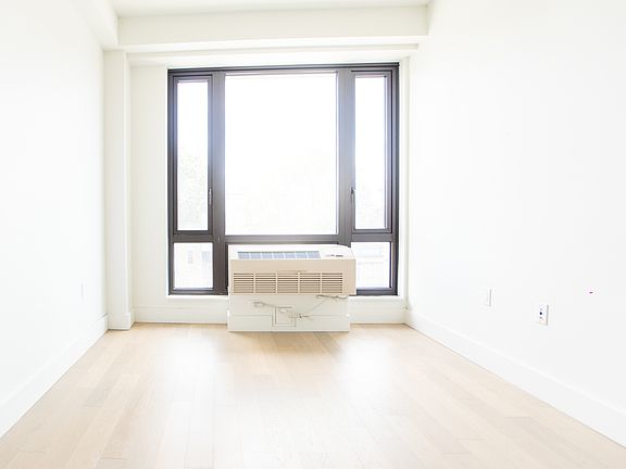 5th image of 565 4th Ave #306