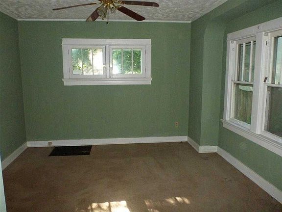 4th image of 130 N Garland Ave