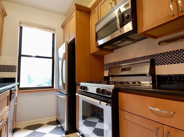 70 Park Ter W APT E37, New York, NY 10034