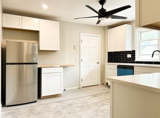 130 Dexter Ave #2, Watertown, MA 02472