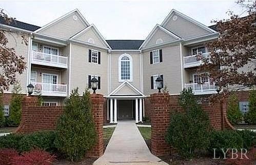 1st image of 623 Wyndhurst Dr Unit 302