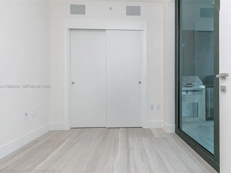 1451 Brickell Ave #905 — Photo 10