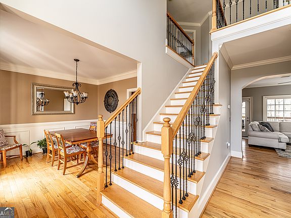 4th image of 15 Quarter Horse Dr NW