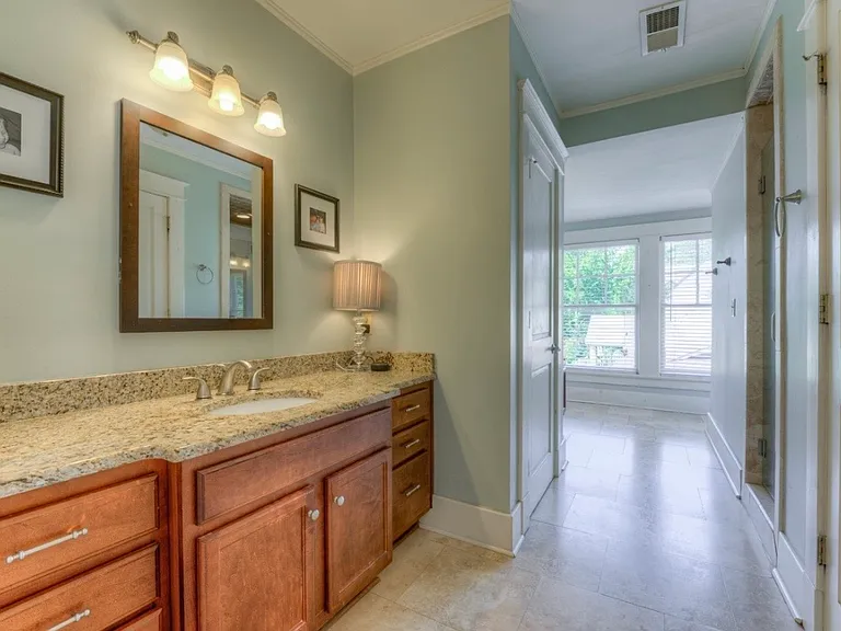 Master Bathroom with Walk in Closet