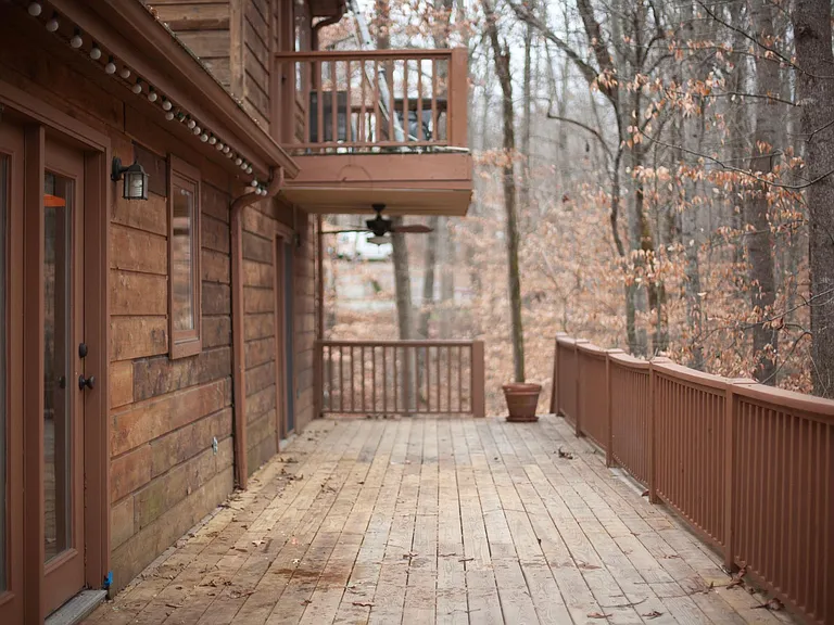 219 Merrylog Ln — Photo 7