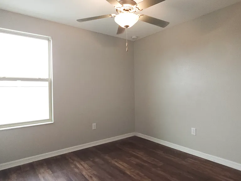 10207 Boggy Moss Dr — Photo 16