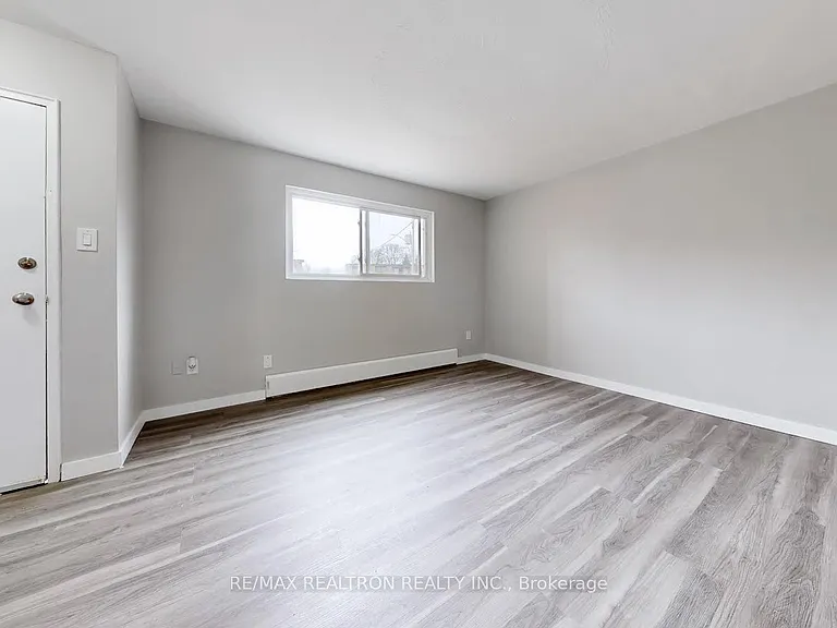 362 Elgin Ct #3 — Photo 12