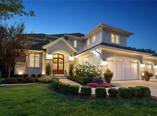 1412 NE Kenwood Cir, Lees Summit, MO 64064