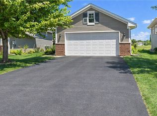 106 Garner Cir, Montrose, MN 55363