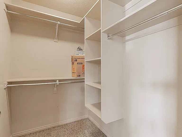 1176 N Crown King Ave — Photo 18
