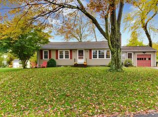 15 Chestnut Hill Rd, Northborough, MA 01532