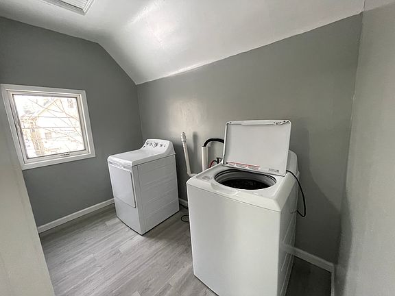 In-Unit Laundry