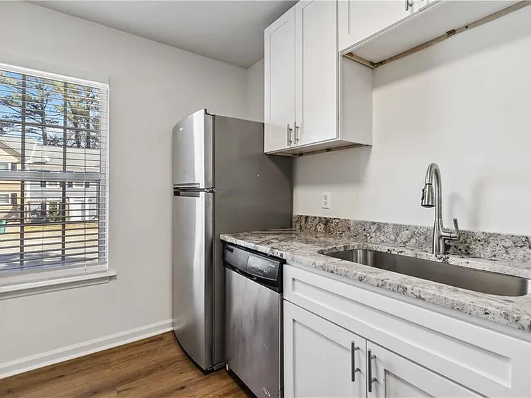 1836 Cumberland Valley Pl SE — Photo 16
