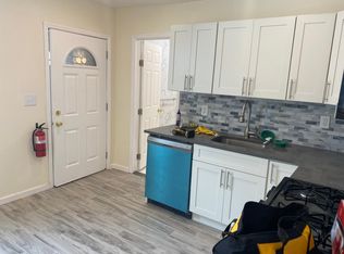 28 Mission St #A, Montclair, NJ 07042