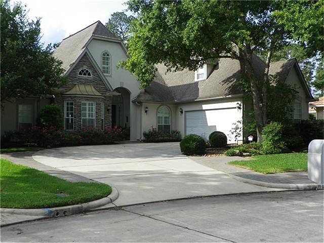 1st image of 7110 Centre Oaks Dr