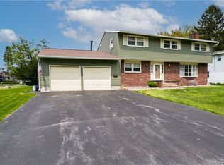 138 Riverdale Rd, Liverpool, NY 13090