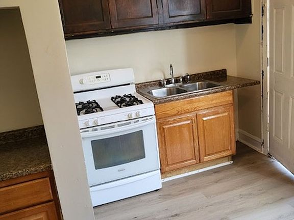 5th image of 6455 S Richmond St #2920-2