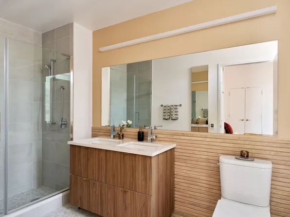 550 10th Avenue image 7 of 18