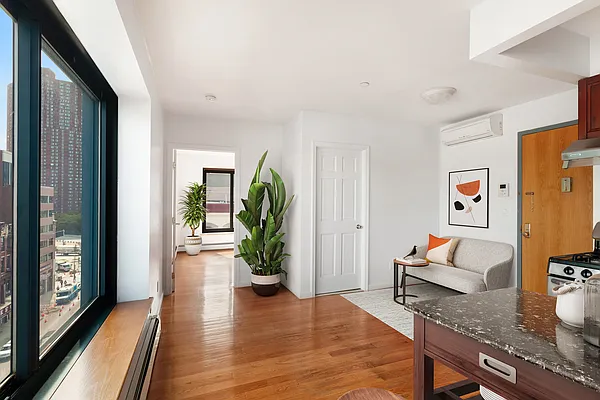 Rented by Compass | media 12