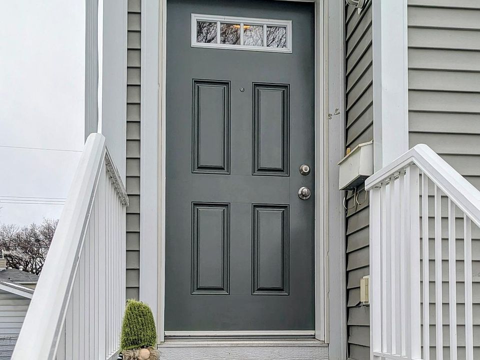 1st image of 12038 62nd St NW #A