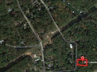 3697 Lakeview Dr, Gainesville, GA 30501