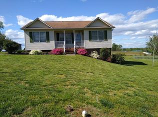 109 Cottonwood Dr, Yadkinville, NC 27055