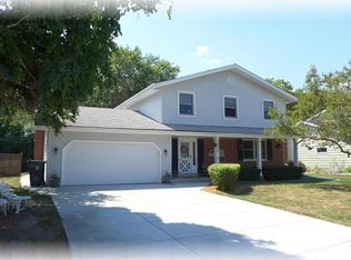 2136 Grand Prix Dr, Racine, WI 53406