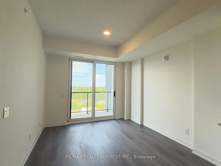 33 Erie Ave #1403 — Photo 14