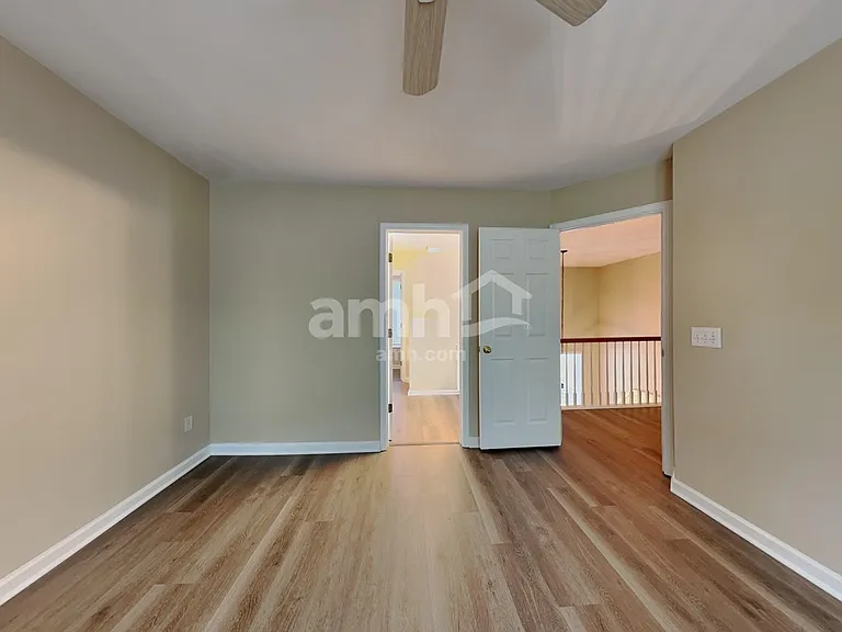 3907 Gisbourne Dr — Photo 11