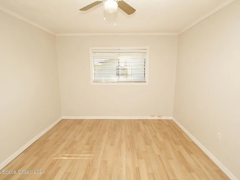 2168 Tarrytown Ln NE — Photo 5
