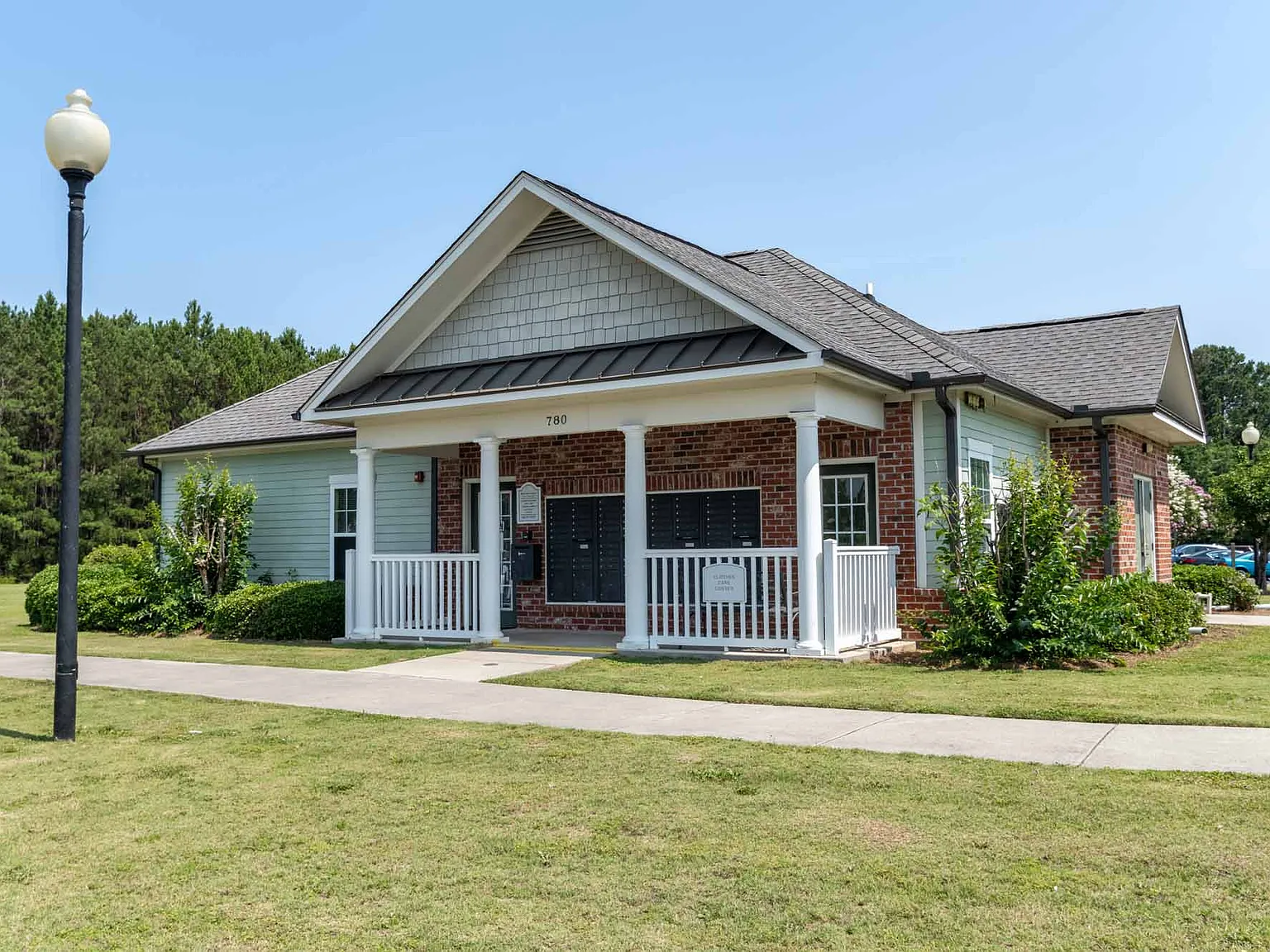 Hartsville Garden Apartments — Photo 2