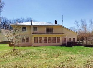 76 McGarr Rd, Peru, NY 12972