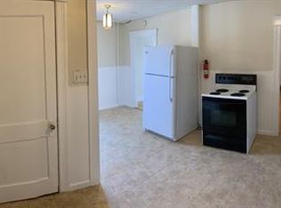 3 Negus St APT 2R, Webster, MA 01570